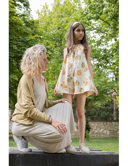 PETO NIÑA DE FELPA ESTAMPADA